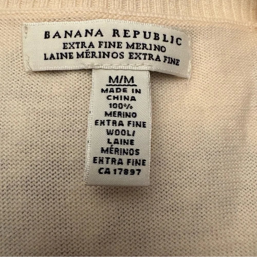 Banana Republic Merino Wool button front cardigan longer style extra fine wool - Picture 14 of 16